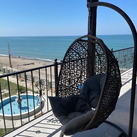 Hotel Black Sea Сухумі Екстер'єр фото