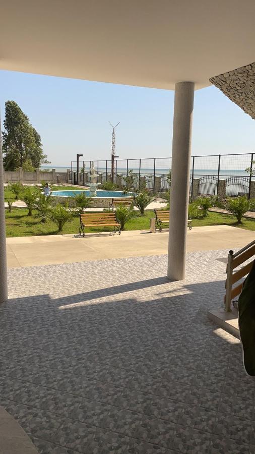 Hotel Black Sea Сухумі Екстер'єр фото