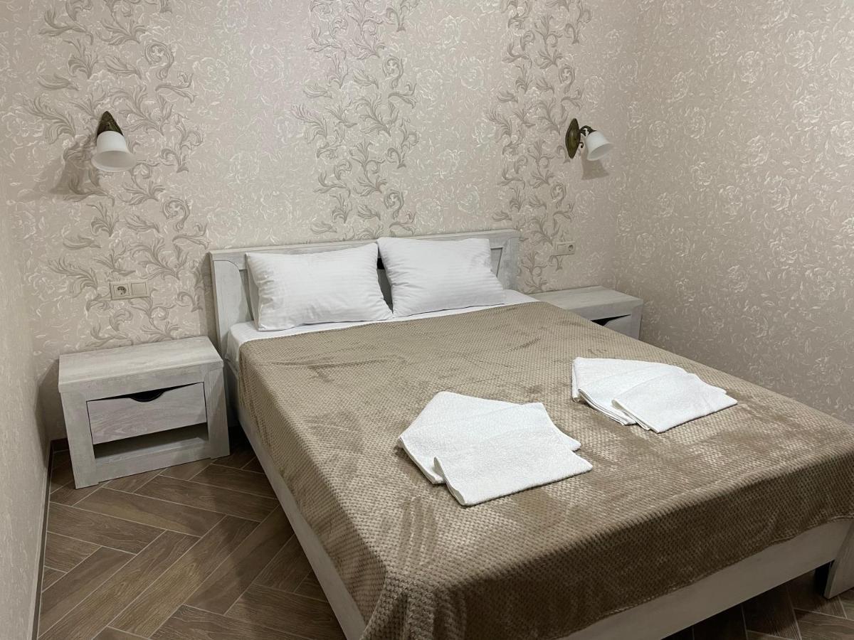 Hotel Black Sea Сухумі Екстер'єр фото